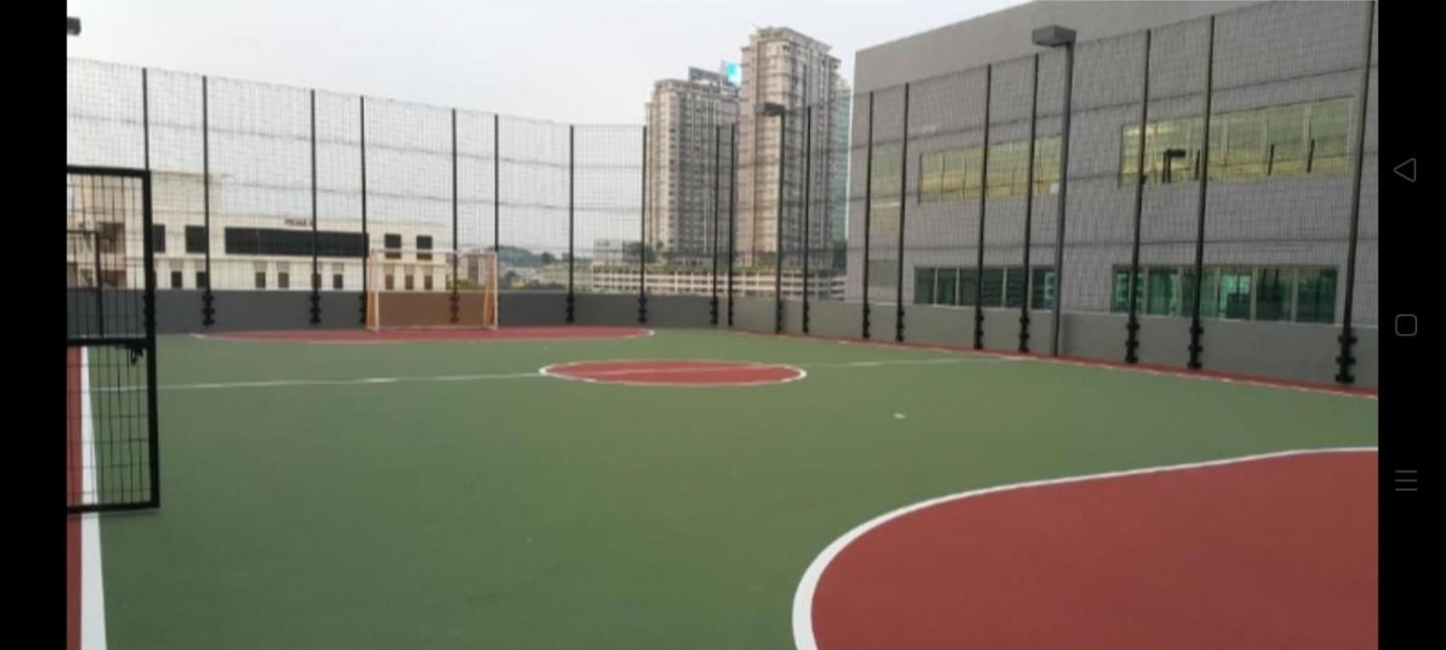 Cybersquare Vertex Soho Netflix Apartment *